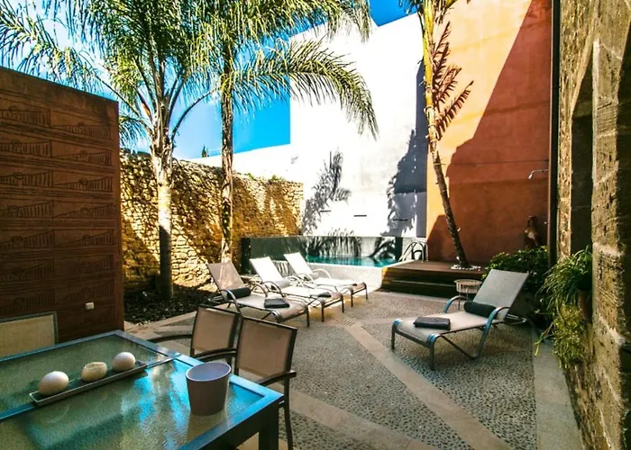 Casa Murallas Para 6 Con Piscina En Alcudia Cerca De Playas